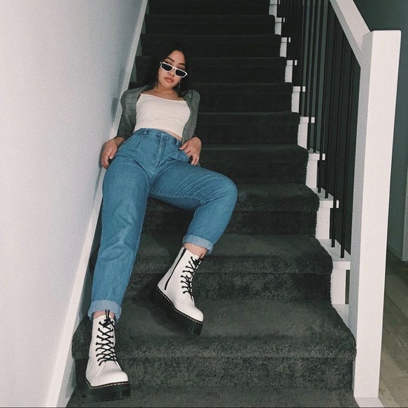 Dr. Marten’s White Jadon boots - Picture 7 of 9